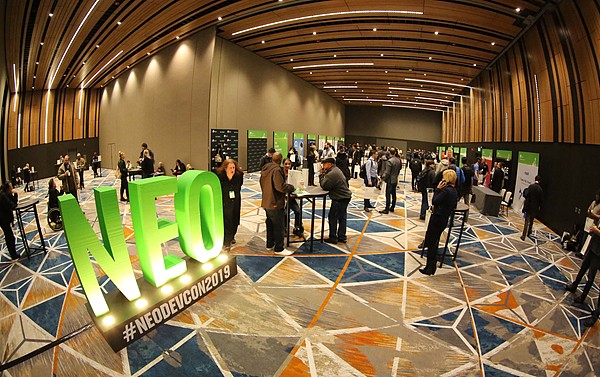 NEO 2019西雅图大会首日：“实用理想主义”的开发者聚会